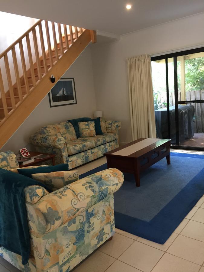 Central Cowes Family Townhouses ภายนอก รูปภาพ